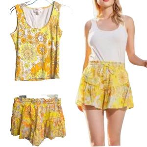Julie Brown outfit tank top & Justine Floral   Ruffle Shorts retro rockabilly